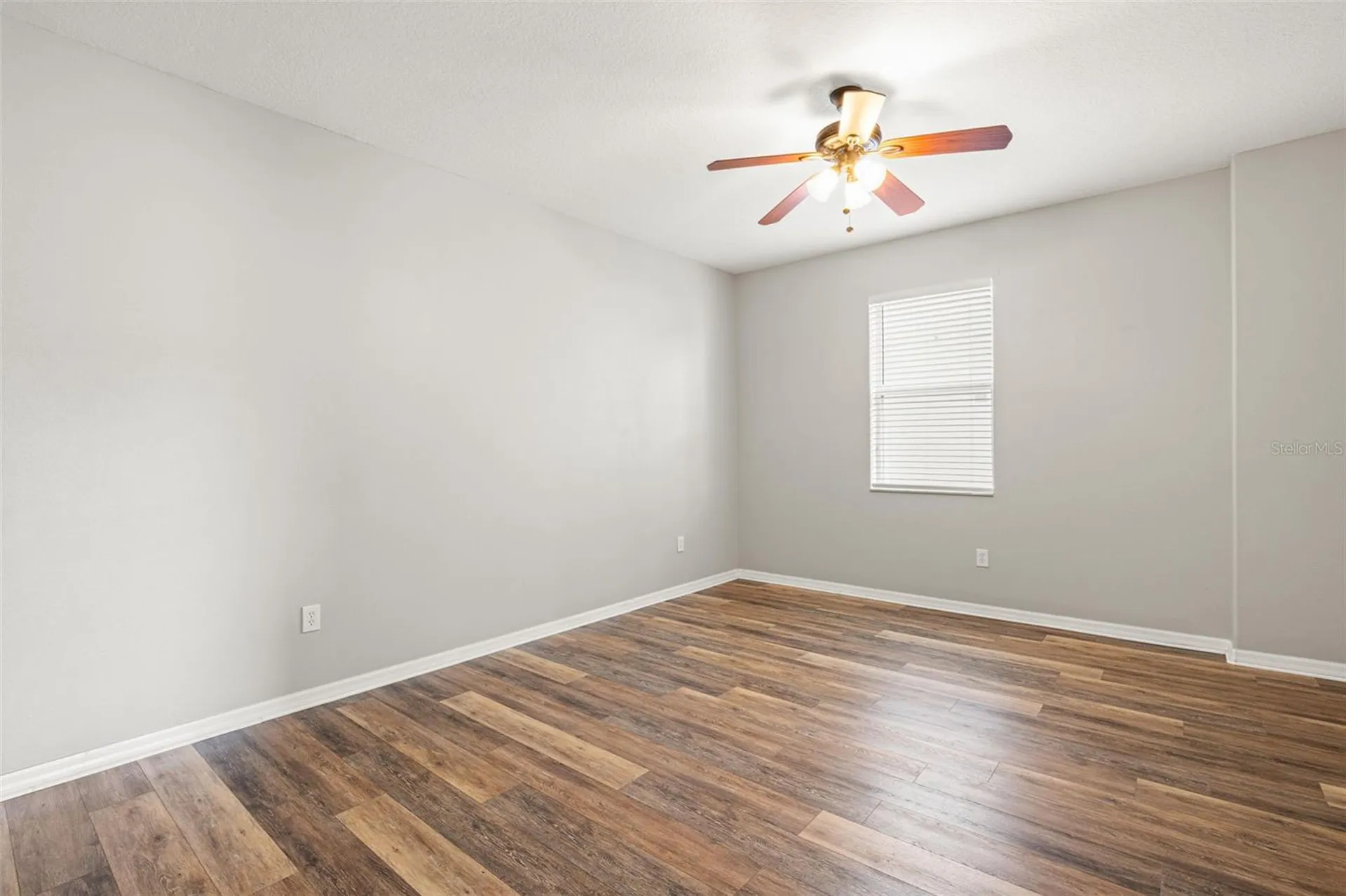 10284 Newminster Loop Ruskin FL 33573