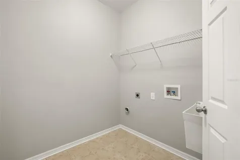 10284 Newminster Loop Ruskin FL 33573