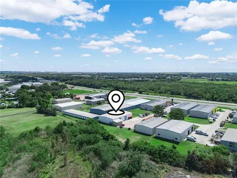 29636 Highway 27 Dundee FL 33838