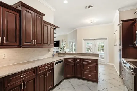 141 Old Oak Circle Palm Harbor FL 34683