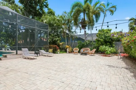 141 Old Oak Circle Palm Harbor FL 34683