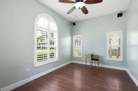 141 Old Oak Circle Palm Harbor FL 34683