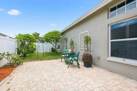 141 Old Oak Circle Palm Harbor FL 34683