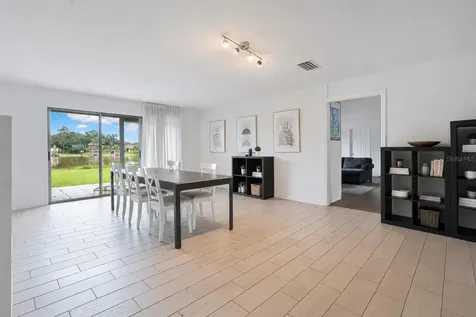 5725 Padgett Circle Orlando FL 32839