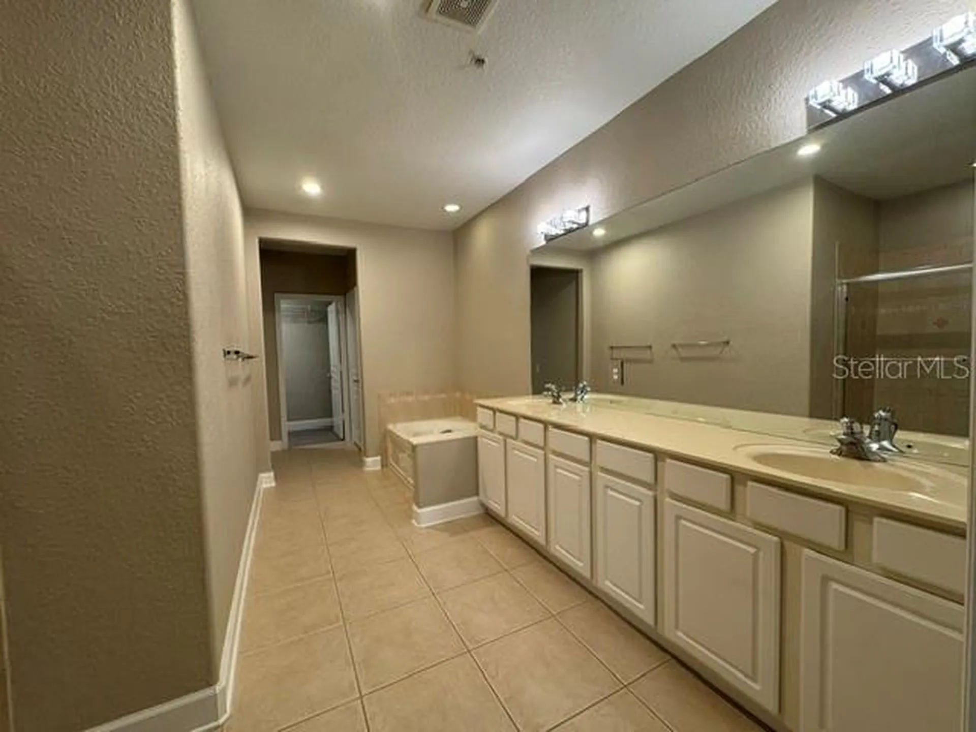 3099 Metro Sevilla Drive Orlando FL 32835