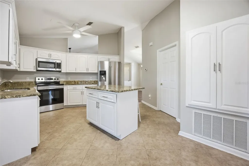 5450 NW 25th Loop Ocala FL 34482