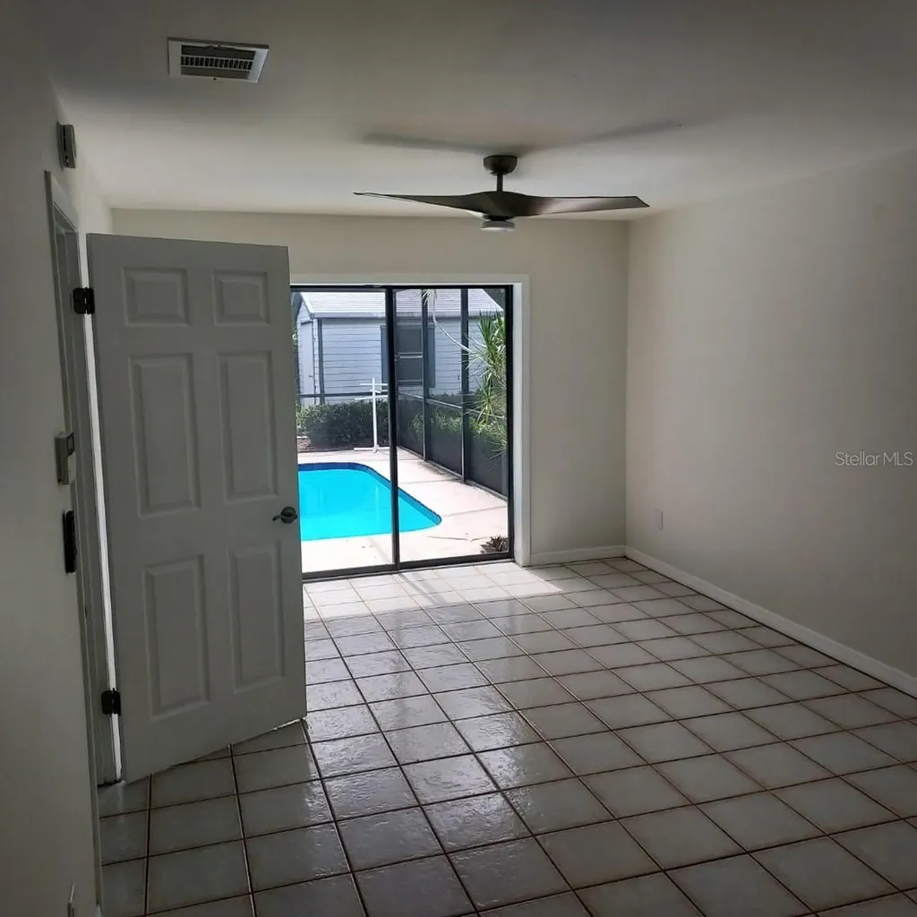 12302 N 27th Street Tampa FL 33612