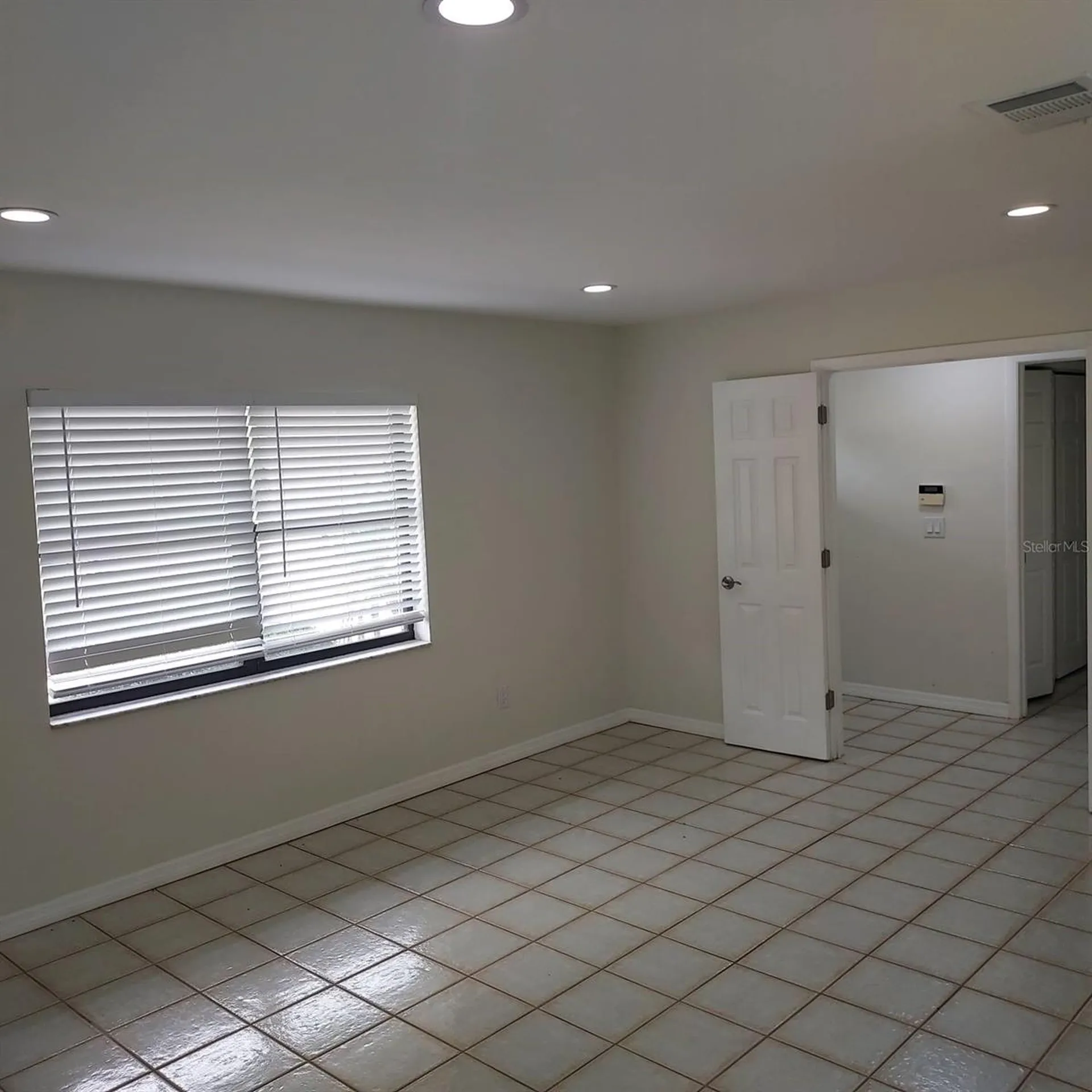12302 N 27th Street Tampa FL 33612