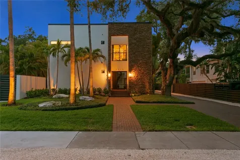 2515 W Shell Point Road Tampa FL 33611