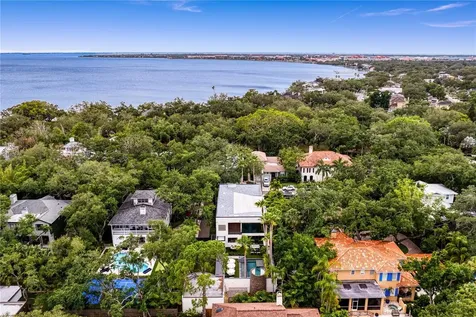 2515 W Shell Point Road Tampa FL 33611