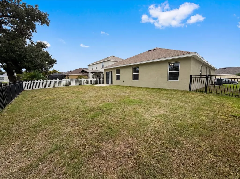 5805 71st Street E Palmetto FL 34221