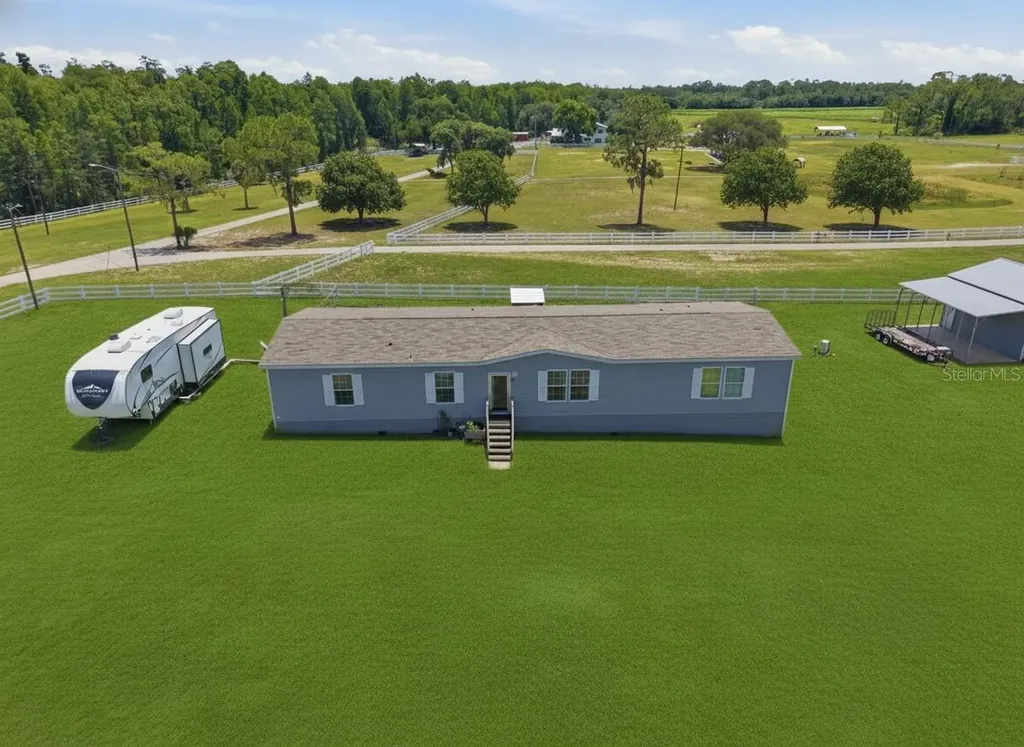 7242 Black Road Lake Wales FL 33898