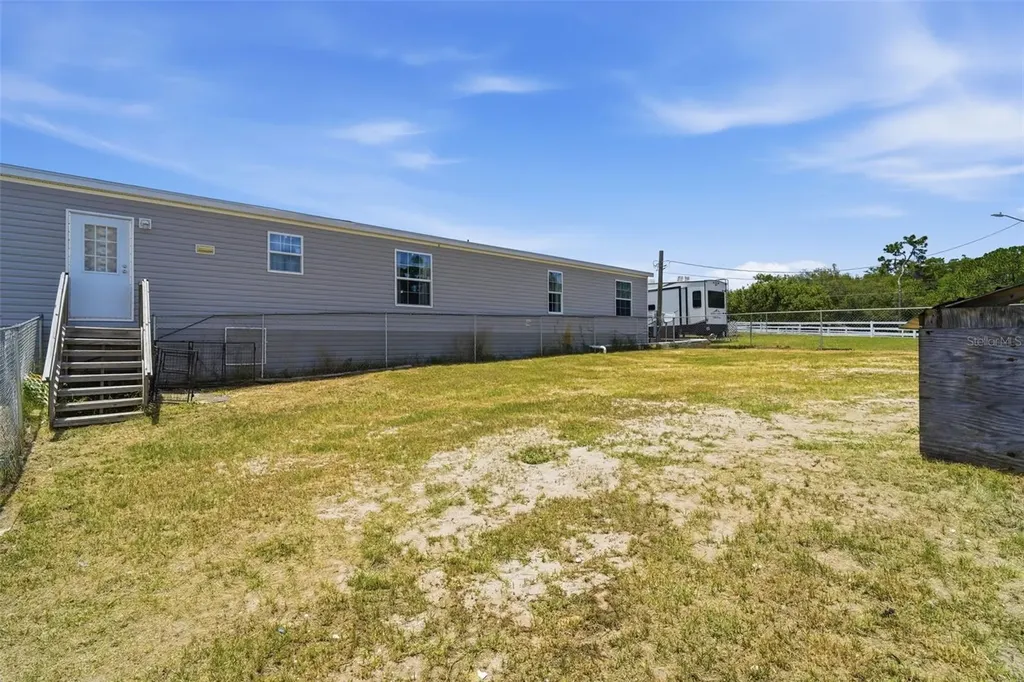 7242 Black Road Lake Wales FL 33898