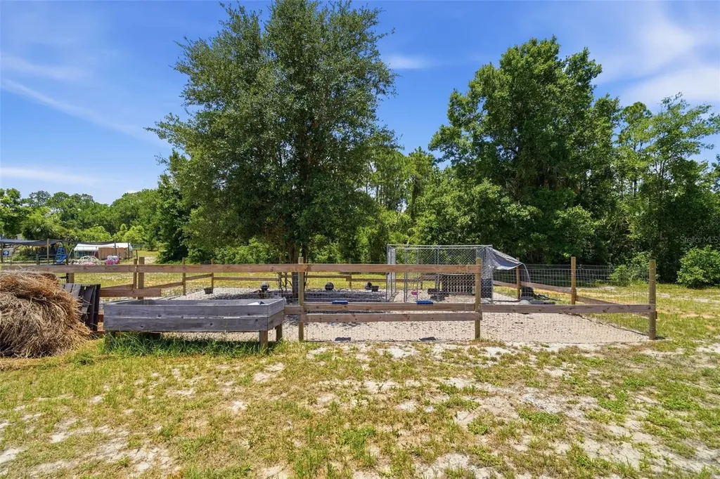 7242 Black Road Lake Wales FL 33898