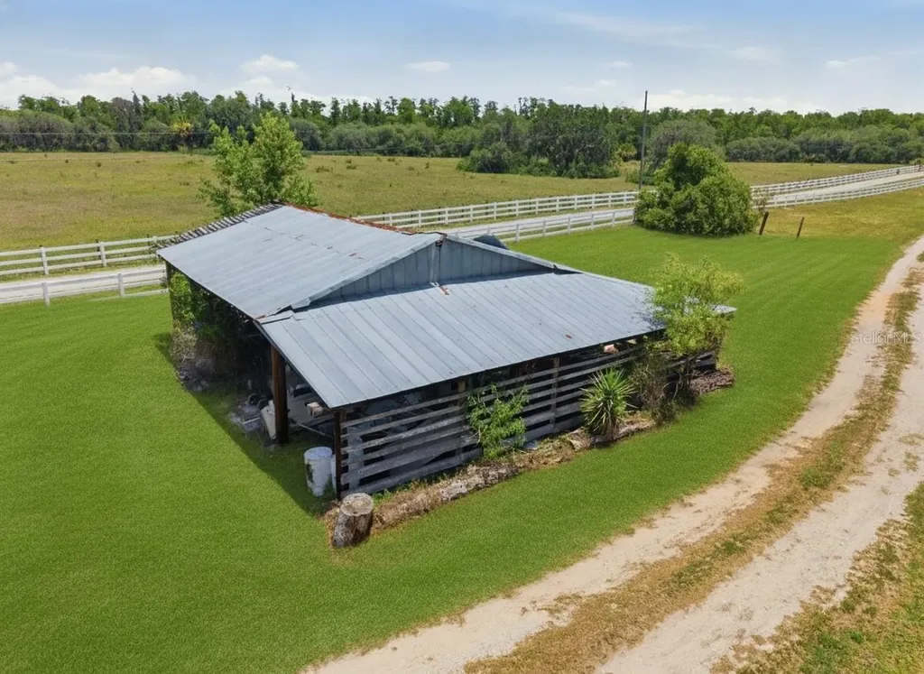 7242 Black Road Lake Wales FL 33898