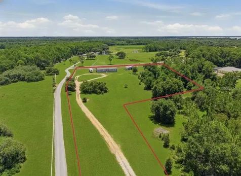 7242 Black Road Lake Wales FL 33898