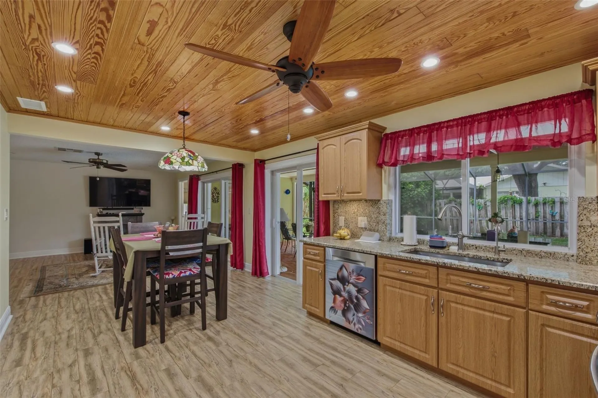 709 Grovewood Lane Largo FL 33770