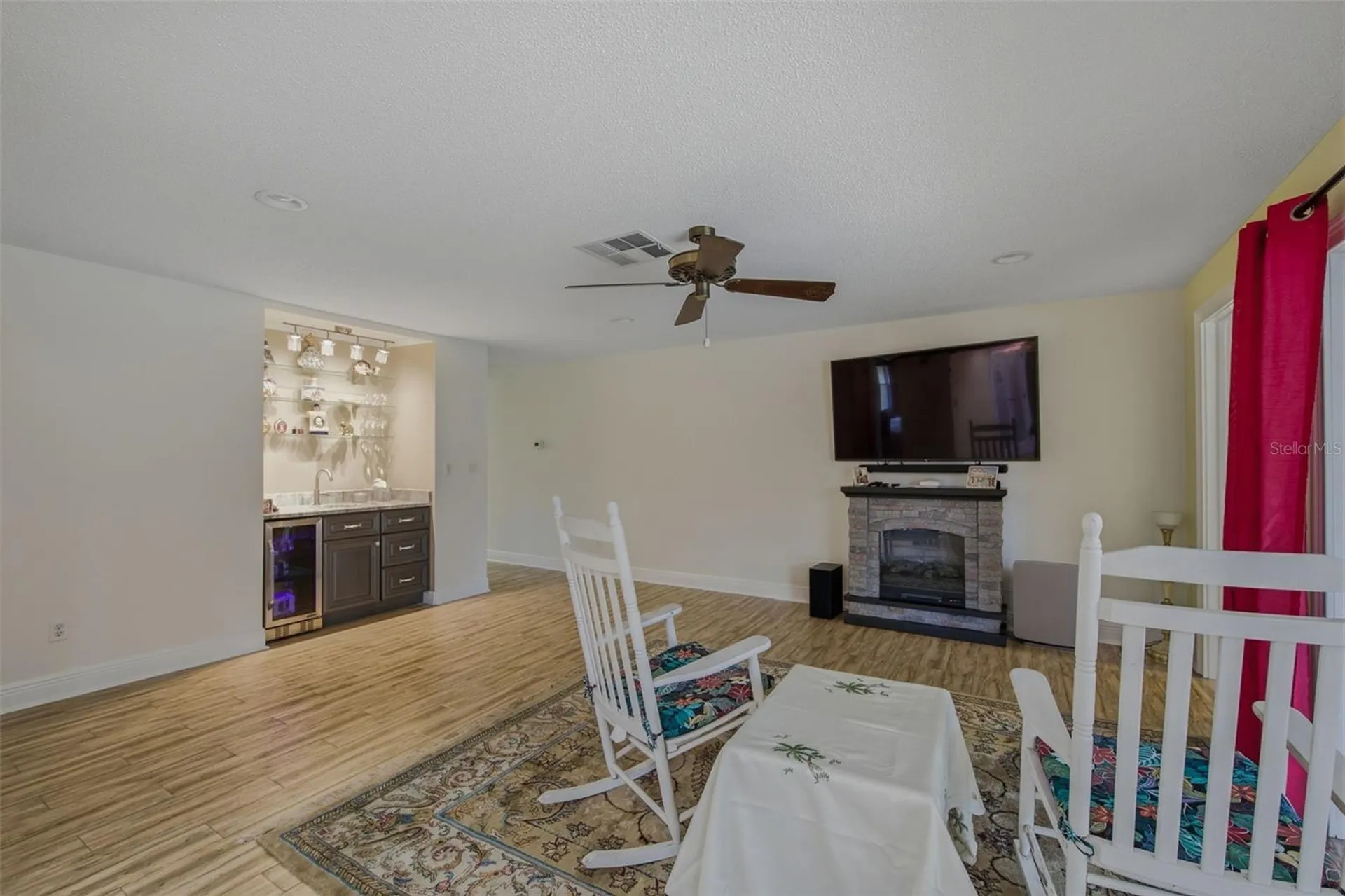 709 Grovewood Lane Largo FL 33770