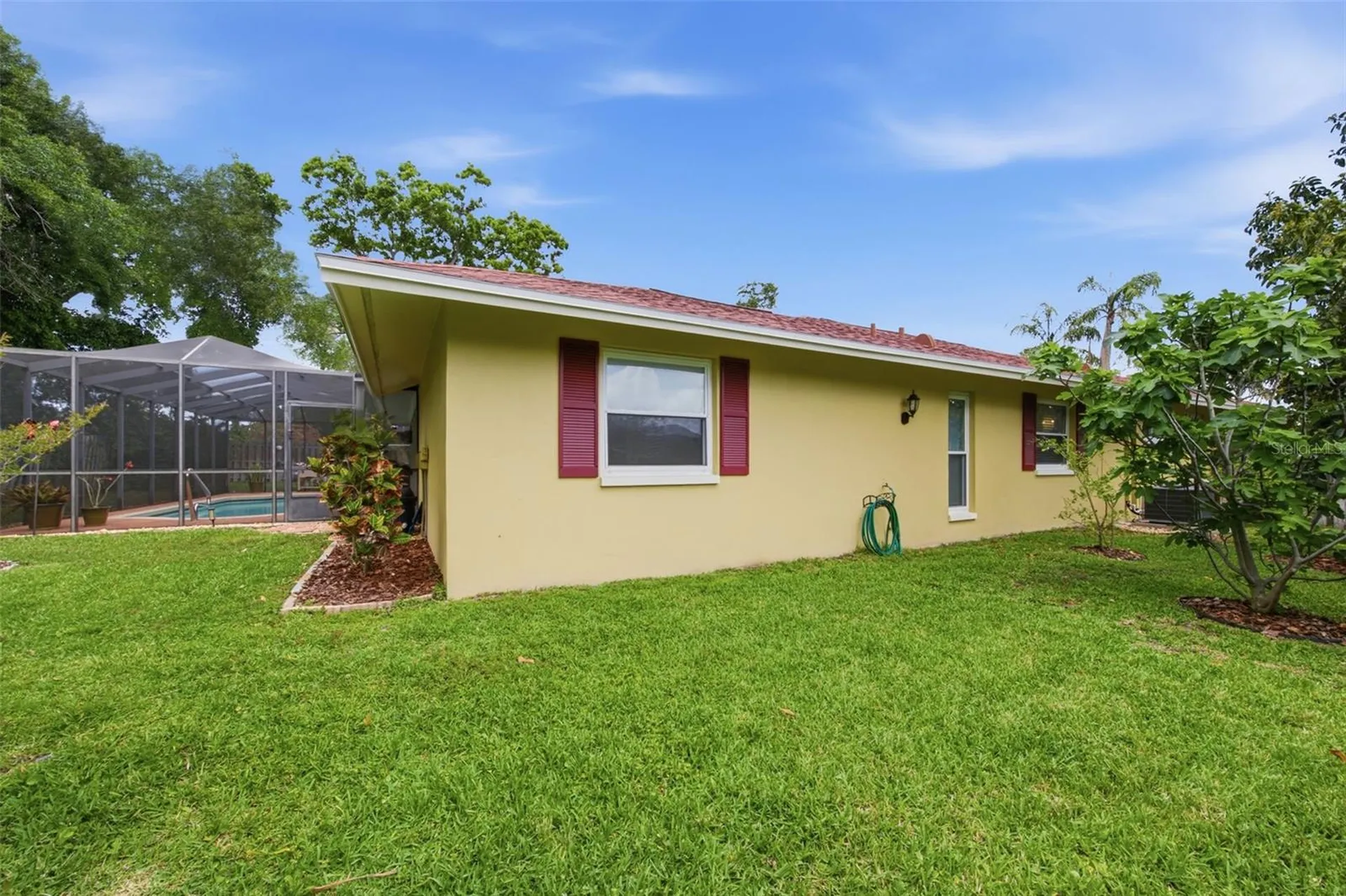 709 Grovewood Lane Largo FL 33770