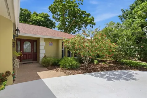 709 Grovewood Lane Largo FL 33770