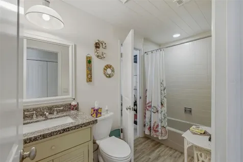 709 Grovewood Lane Largo FL 33770