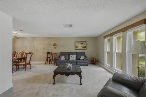 709 Grovewood Lane Largo FL 33770
