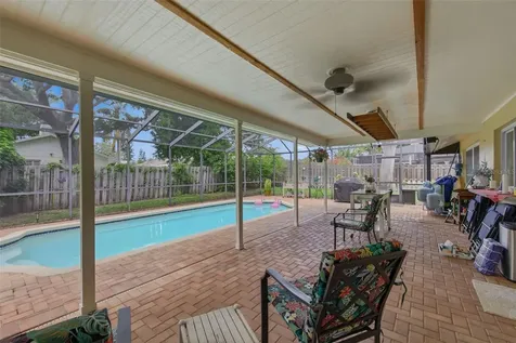 709 Grovewood Lane Largo FL 33770