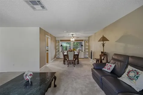 709 Grovewood Lane Largo FL 33770