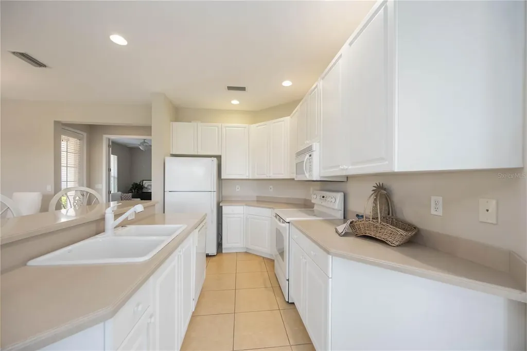 1911 Scarlett Avenue North Port FL 34289