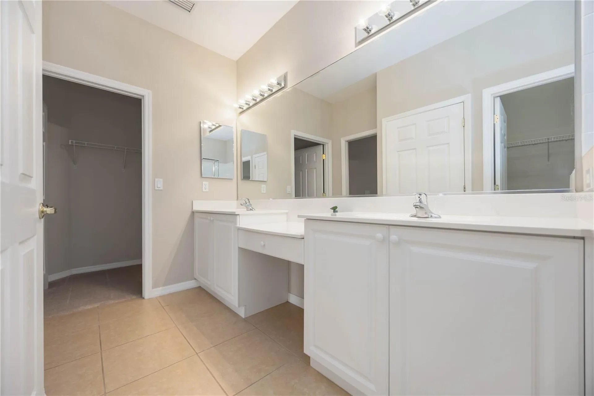 1911 Scarlett Avenue North Port FL 34289