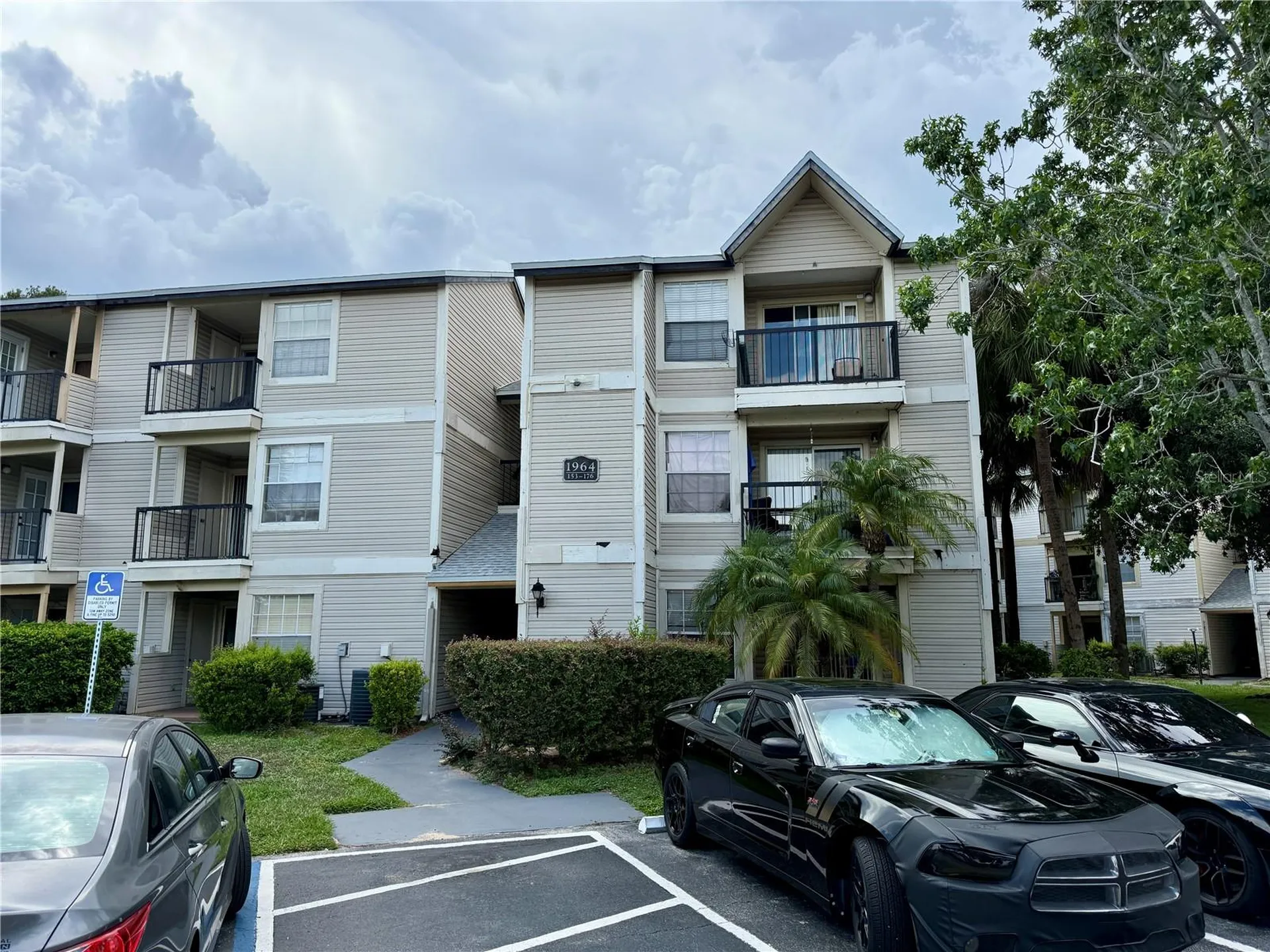 1964 Lake Atriums Circle Orlando FL 32839