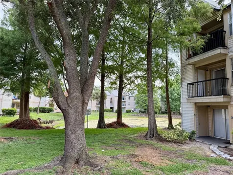 1964 Lake Atriums Circle Orlando FL 32839