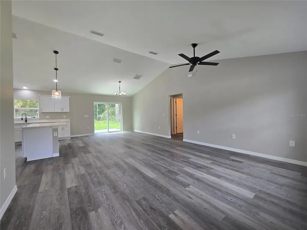 30 Sequoia Drive Trace Ocklawaha FL 32179