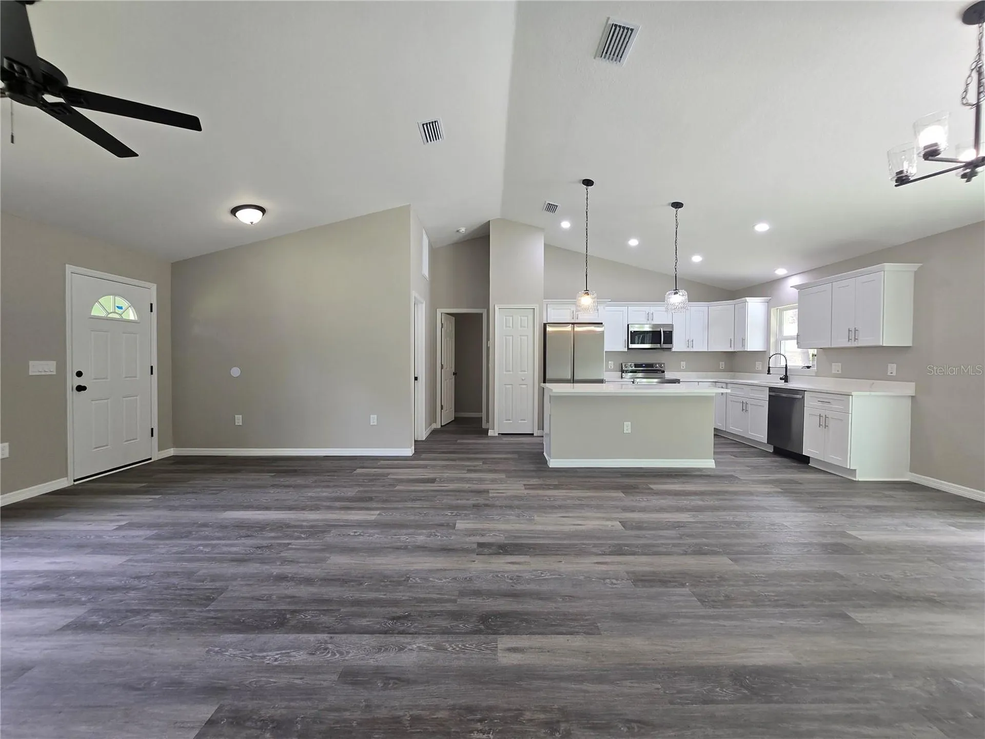 30 Sequoia Drive Trace Ocklawaha FL 32179