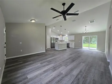 30 Sequoia Drive Trace Ocklawaha FL 32179