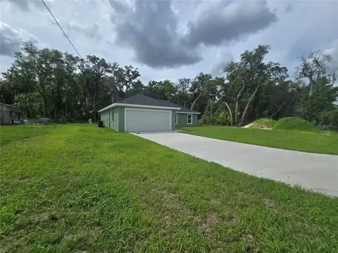 30 Sequoia Drive Trace Ocklawaha FL 32179
