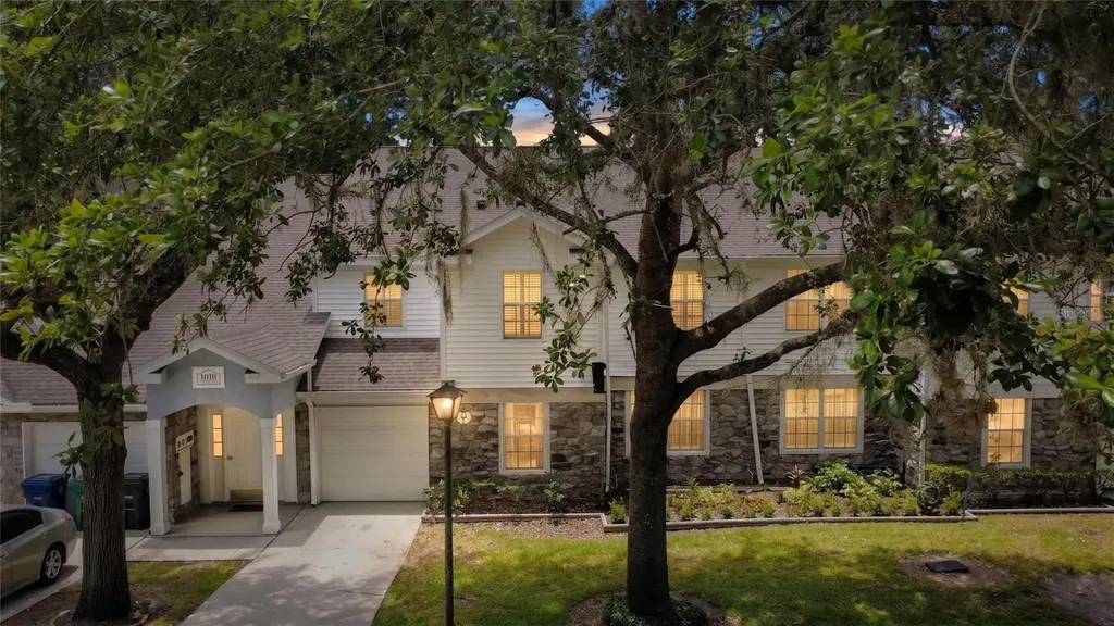 1010 Loch Vail Apopka FL 32712