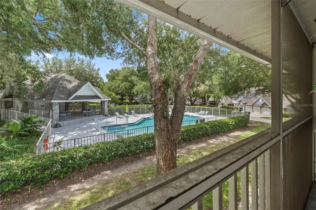 1010 Loch Vail Apopka FL 32712