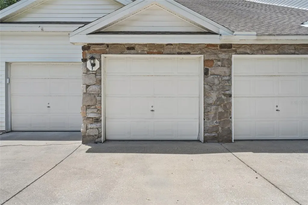 1010 Loch Vail Apopka FL 32712