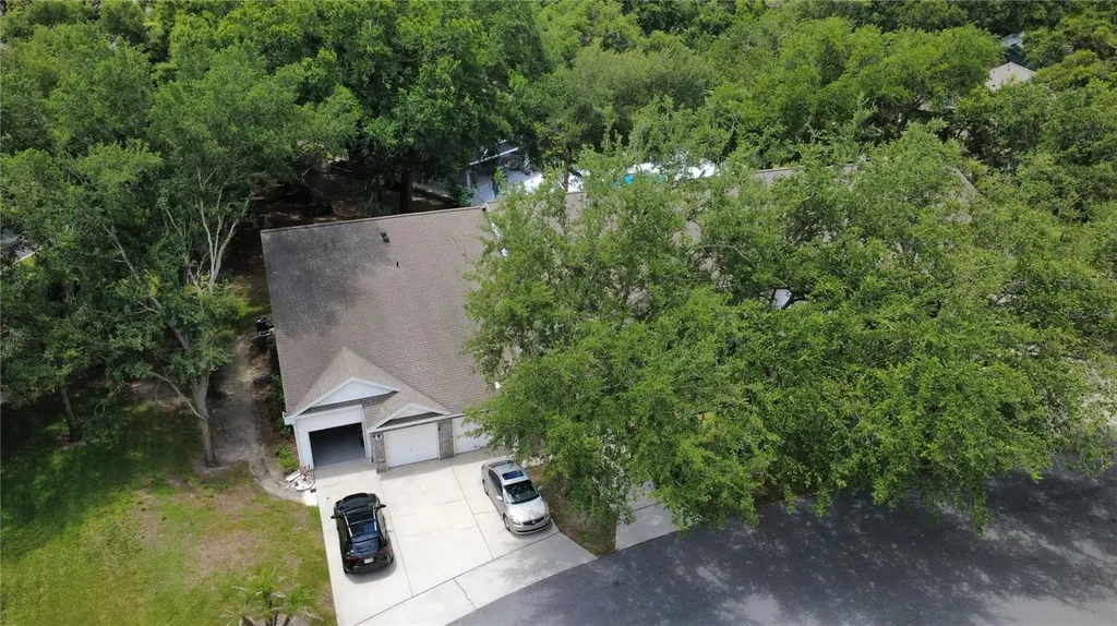 1010 Loch Vail Apopka FL 32712