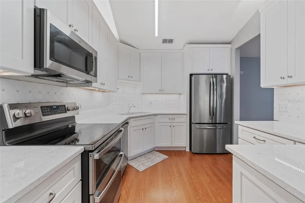 1010 Loch Vail Apopka FL 32712
