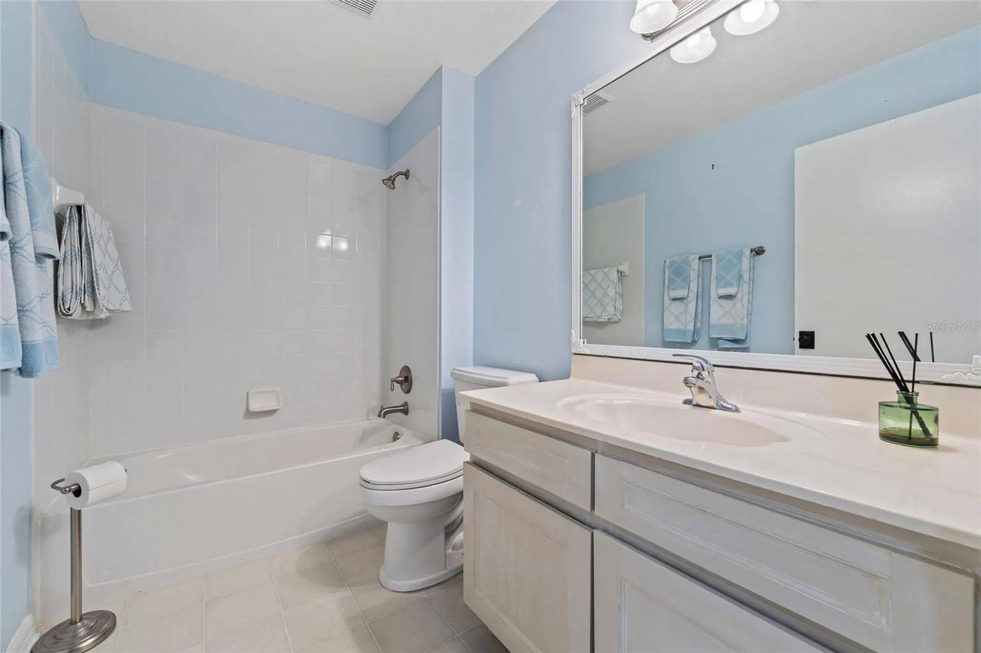 1010 Loch Vail Apopka FL 32712