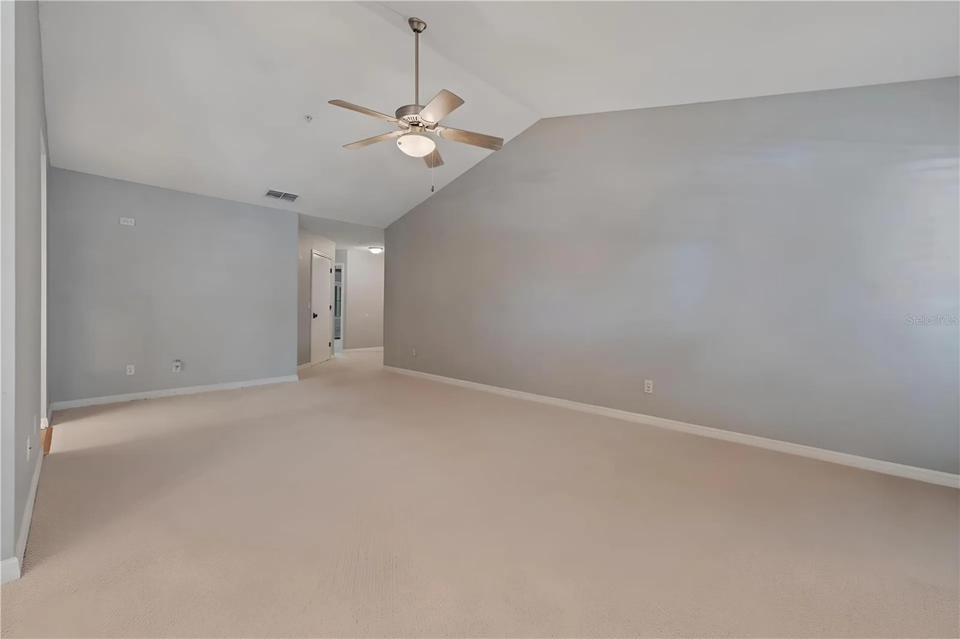 1010 Loch Vail Apopka FL 32712