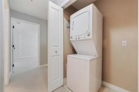 1010 Loch Vail Apopka FL 32712