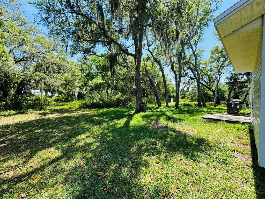 3818 Red Oak Court Lake Wales FL 33898