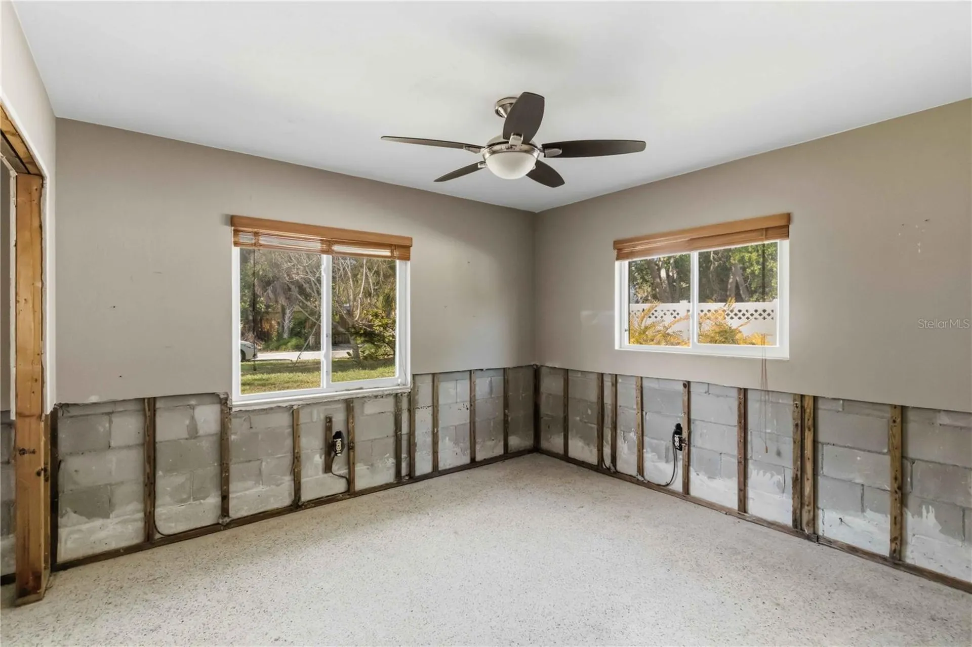 617 Calle De Peru Sarasota FL 34242