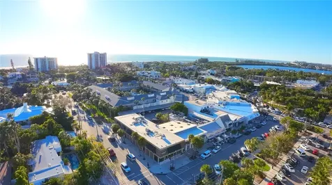 40 S Blvd Of The Presidents Sarasota FL 34236