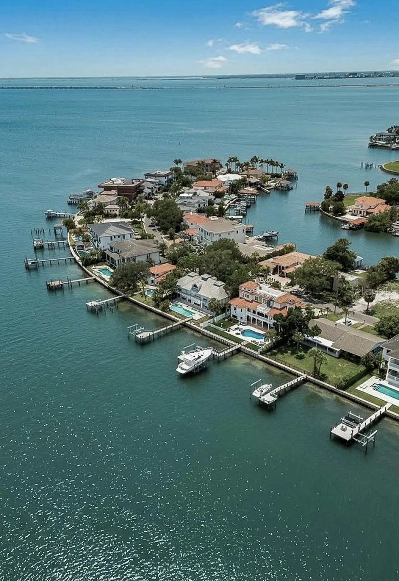 5028 W Leona Street Tampa FL 33629