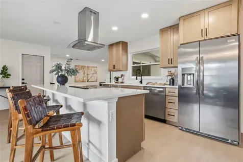 305 Robin Hill Drive Altamonte Springs FL 32701