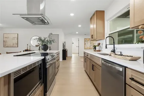 305 Robin Hill Drive Altamonte Springs FL 32701